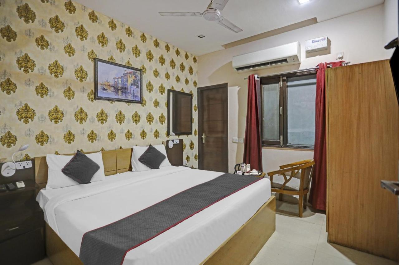 Hotel O Shivam Guest House Ню Делхи Екстериор снимка