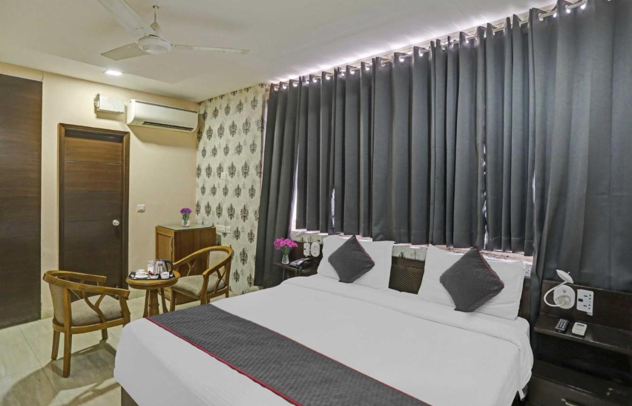 Hotel O Shivam Guest House Ню Делхи Екстериор снимка