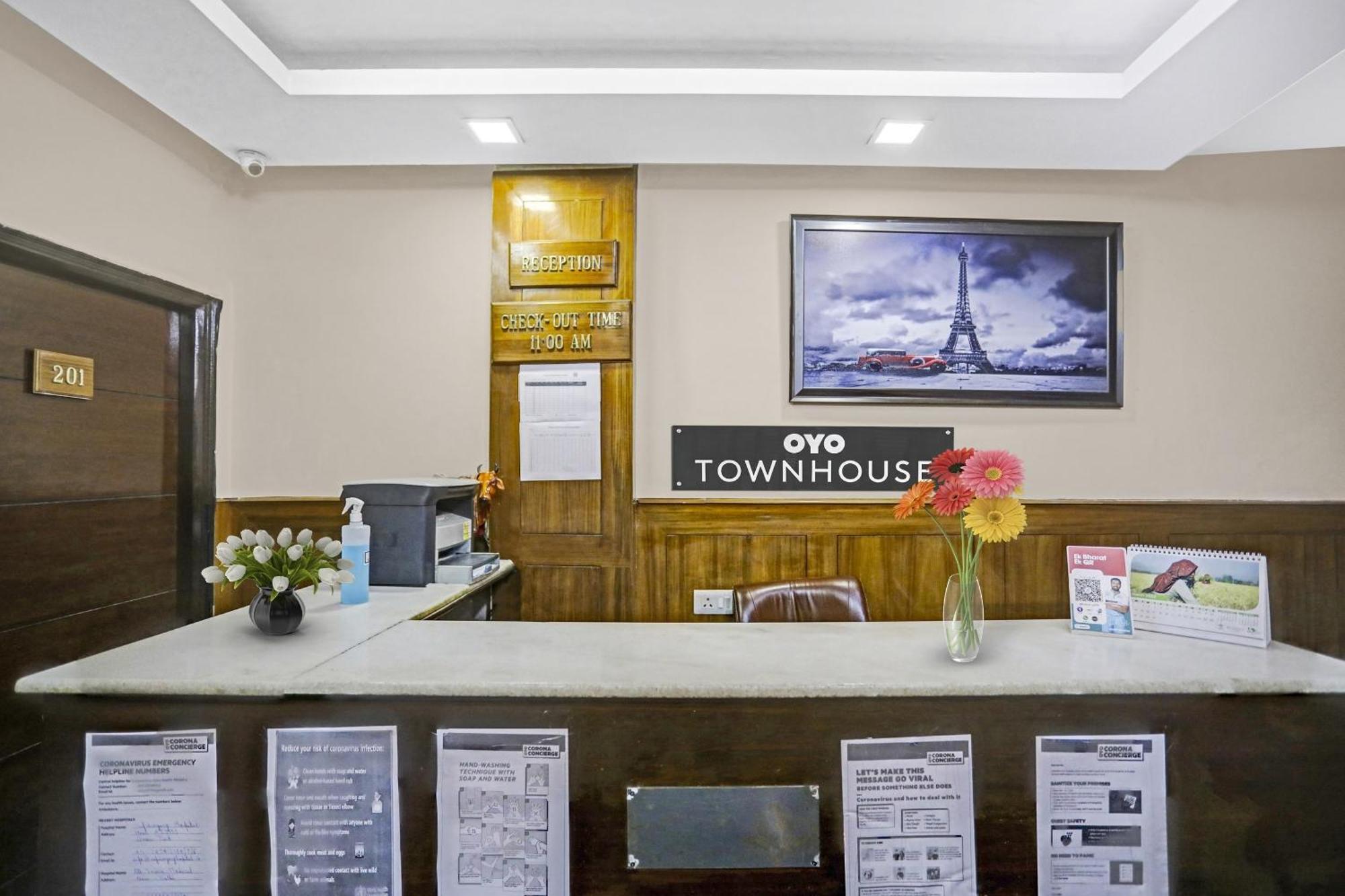 Hotel O Shivam Guest House Ню Делхи Екстериор снимка